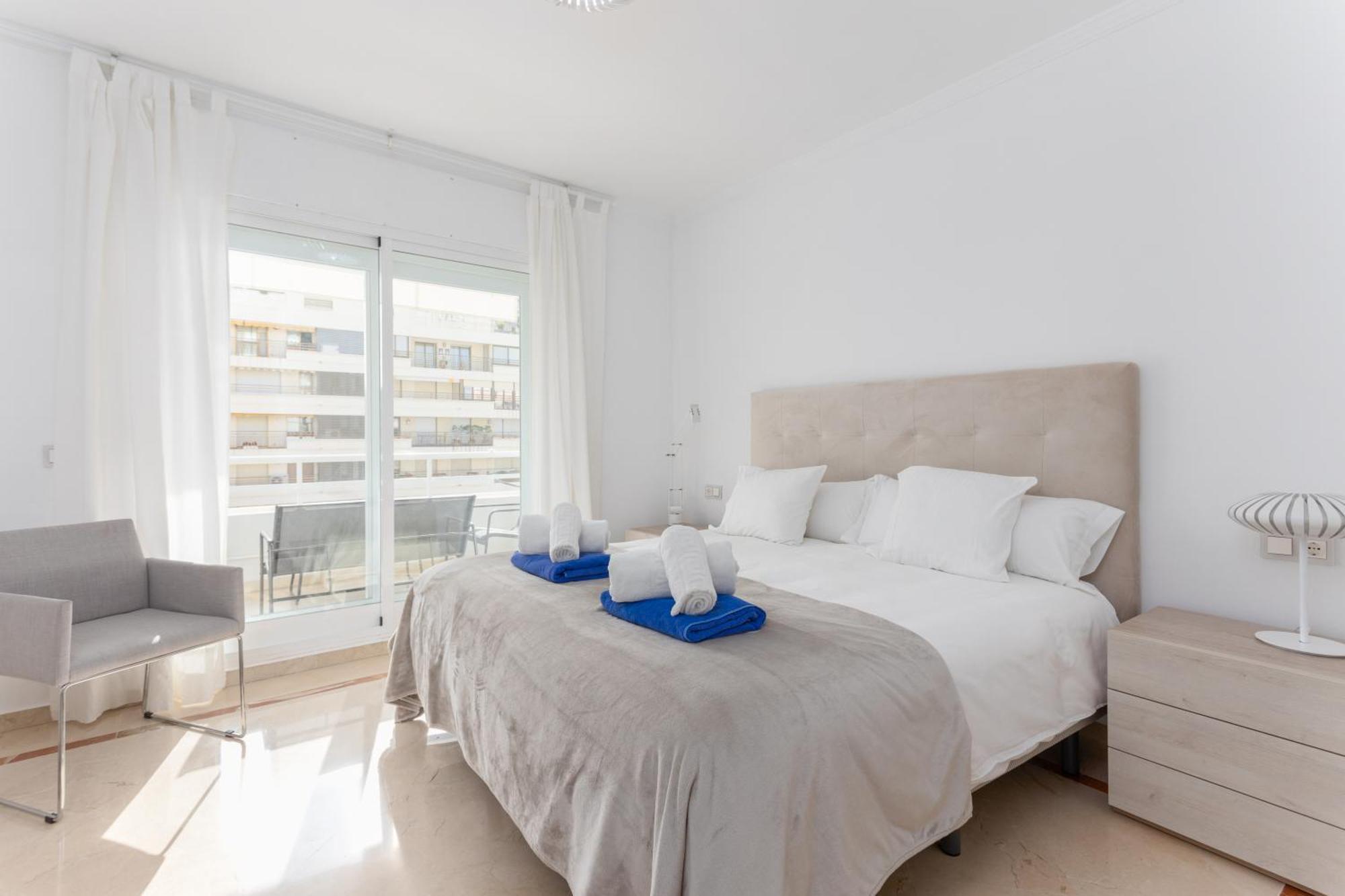 Luminoso Temporal Vista Mar Av Del Mar Apartment Marbella